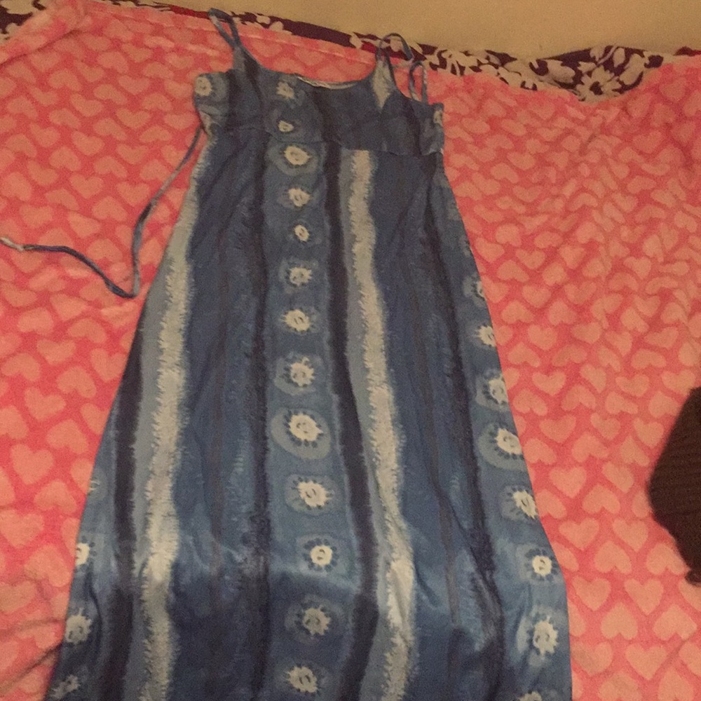 Long sky blue dress